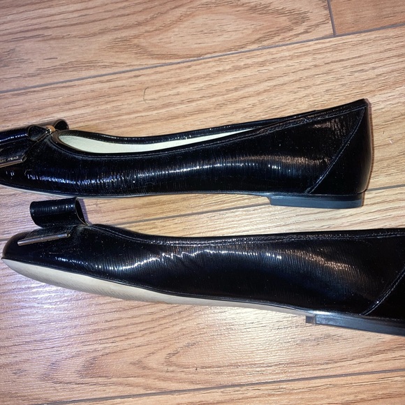 Michael Kors flats with bow 6 1/2 black - Picture 4 of 8